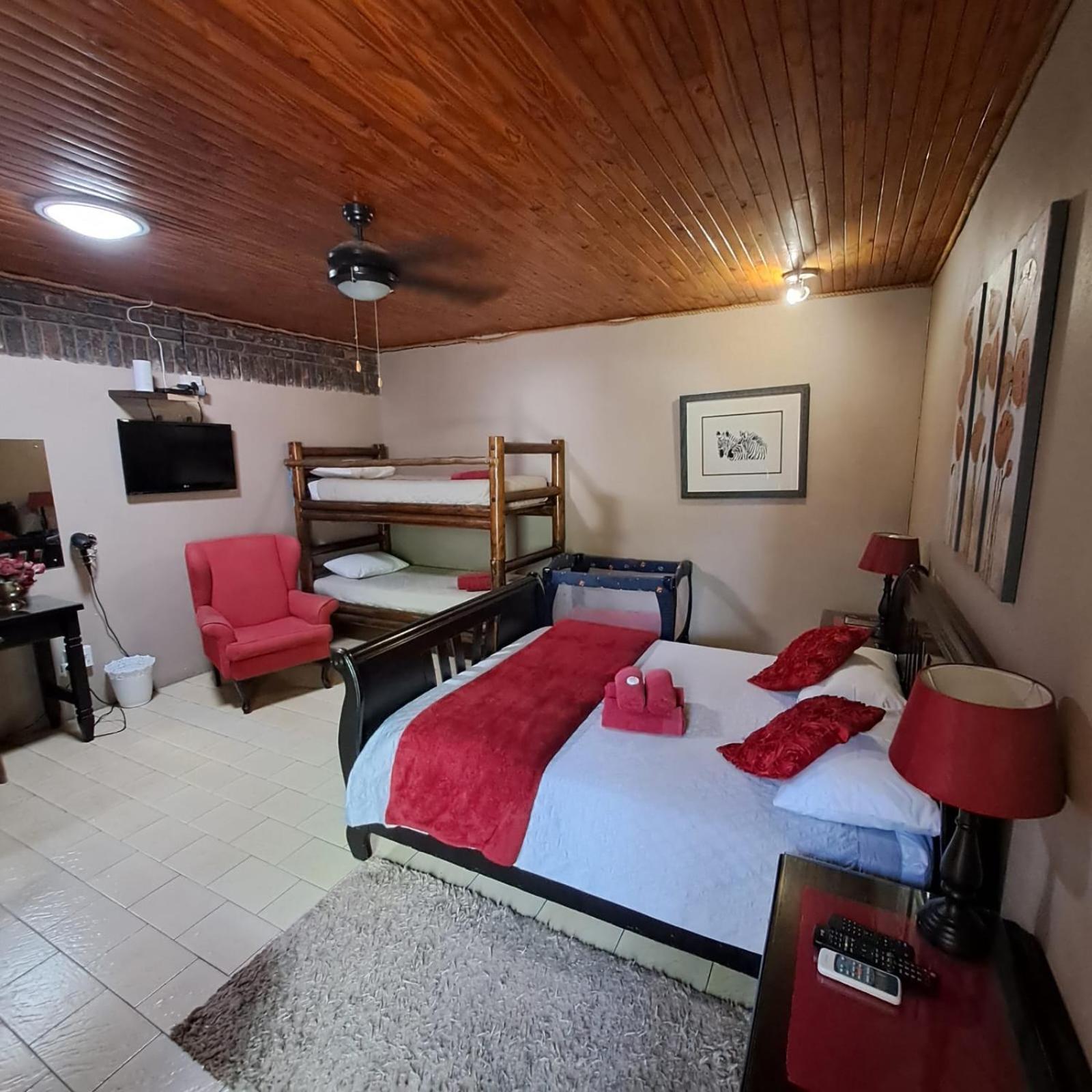 Royal Game Guest House Phalaborwa Ngoại thất bức ảnh