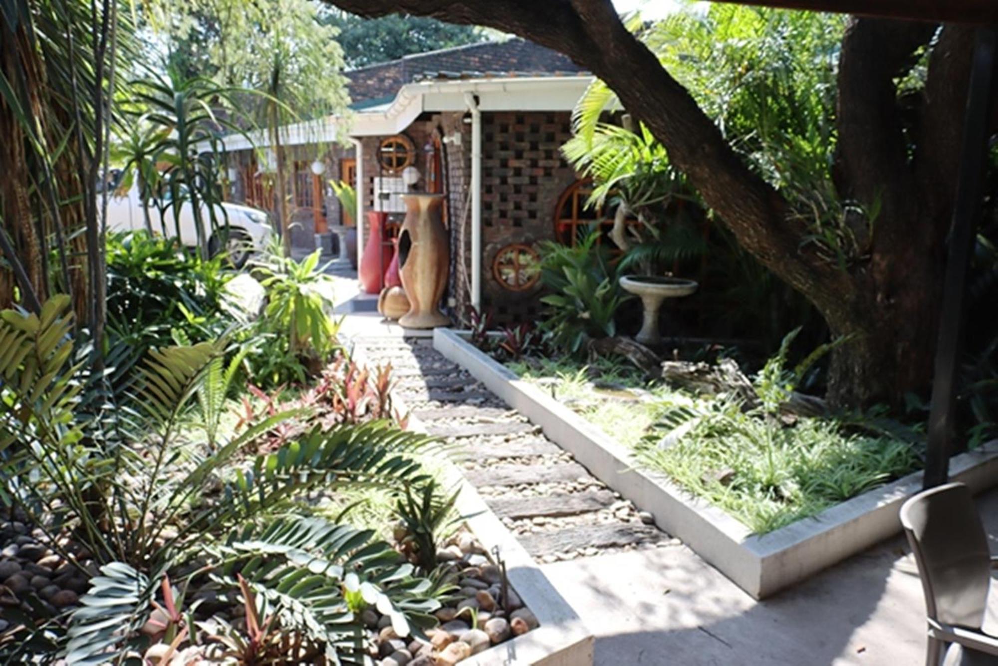 Royal Game Guest House Phalaborwa Ngoại thất bức ảnh