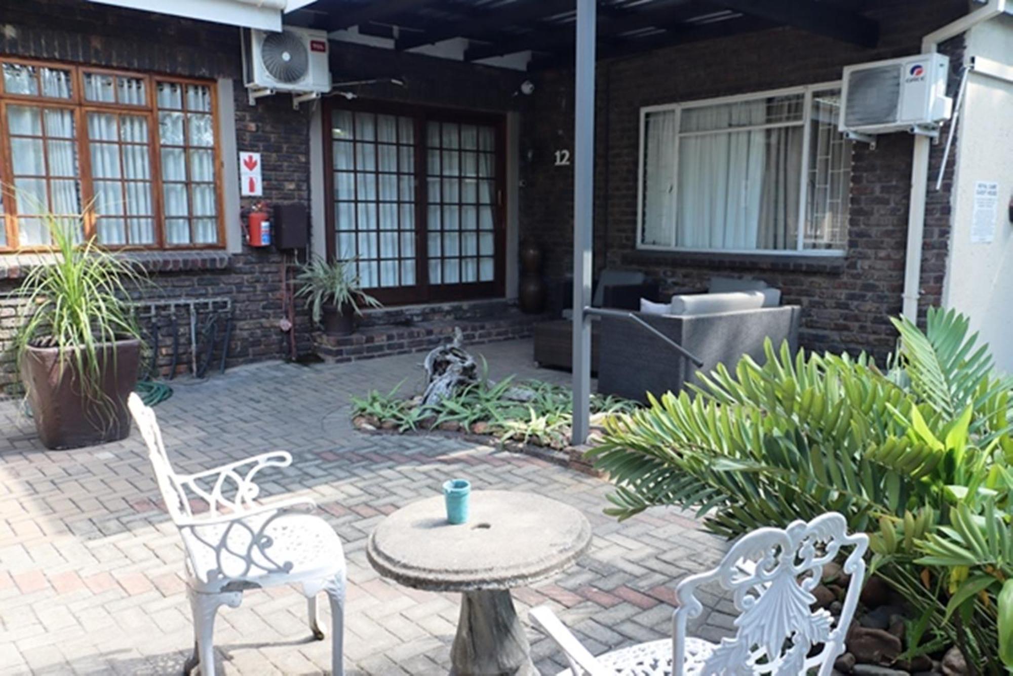 Royal Game Guest House Phalaborwa Ngoại thất bức ảnh