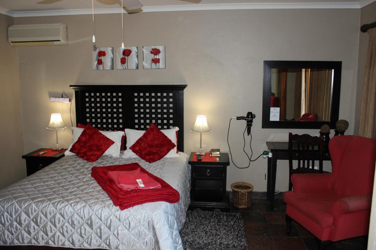 Royal Game Guest House Phalaborwa Ngoại thất bức ảnh
