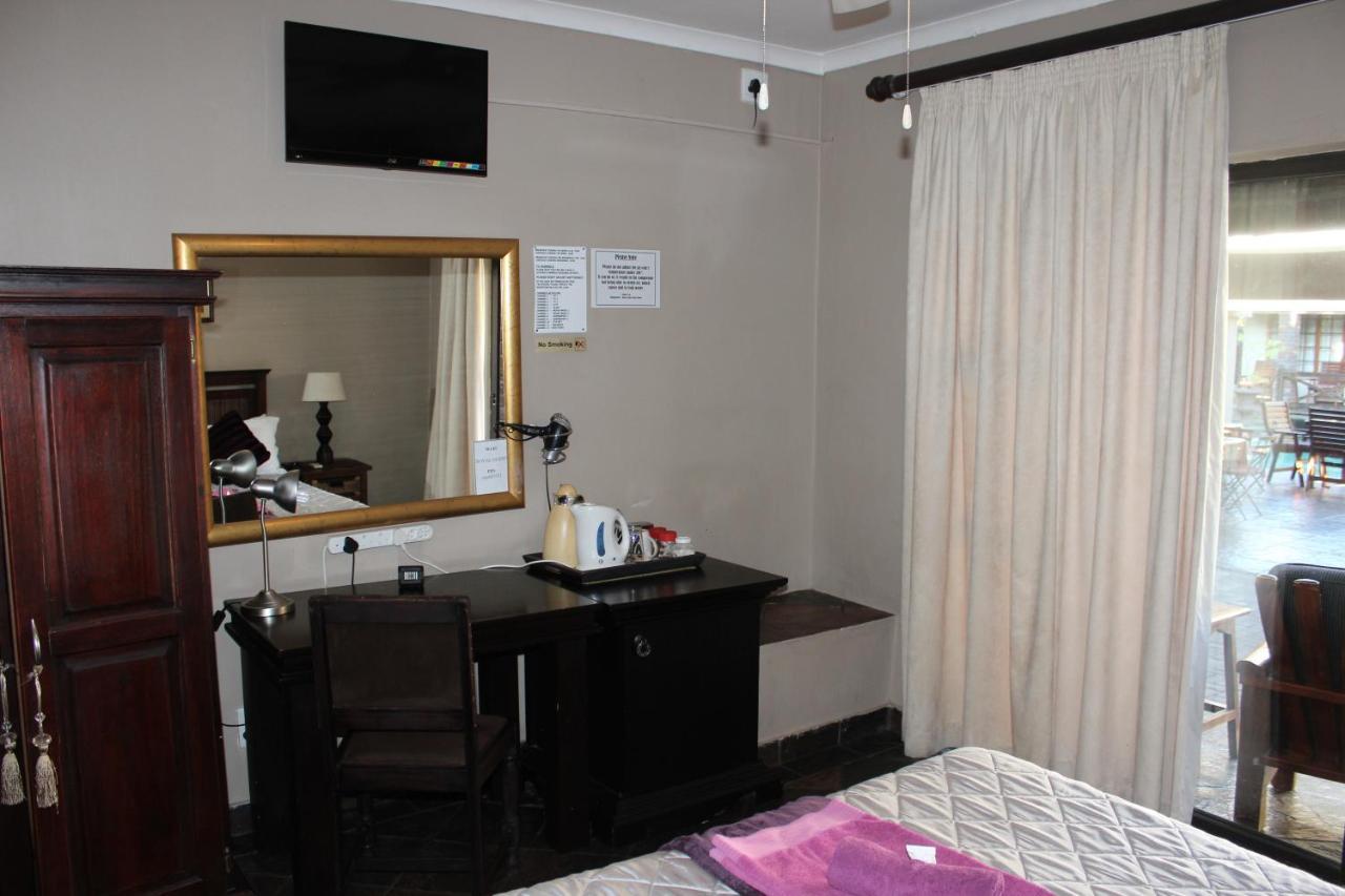 Royal Game Guest House Phalaborwa Ngoại thất bức ảnh