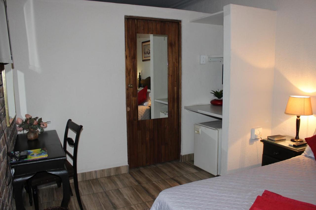 Royal Game Guest House Phalaborwa Ngoại thất bức ảnh