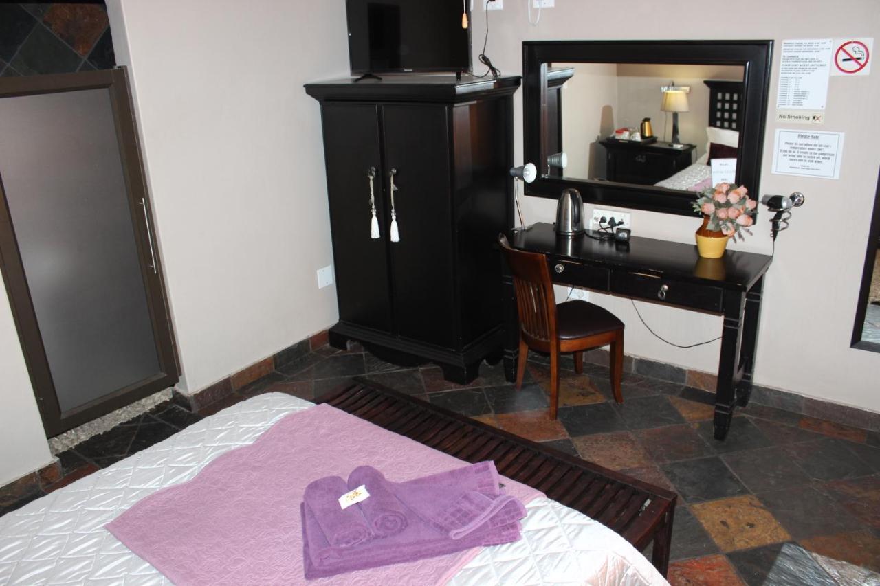 Royal Game Guest House Phalaborwa Ngoại thất bức ảnh